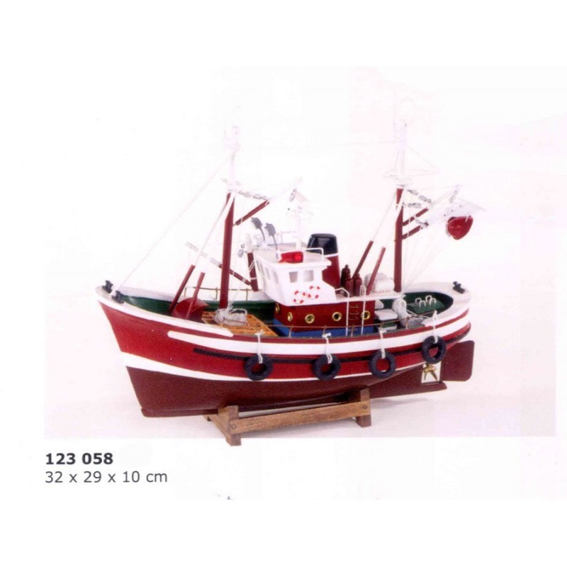 Maqueta de barco pesquero