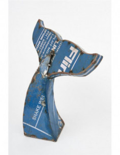 Ballena de metal reciclado  2