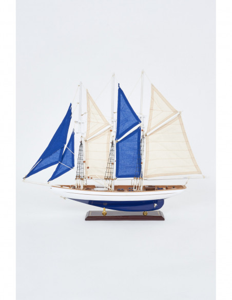Velero de 3 mástiles azulinos 