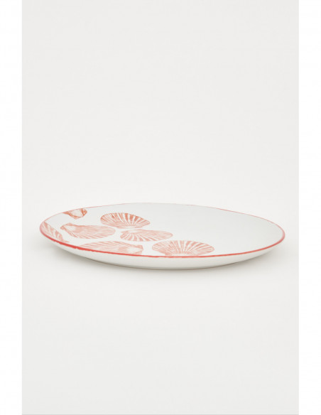 Plato grande de vieiras plano