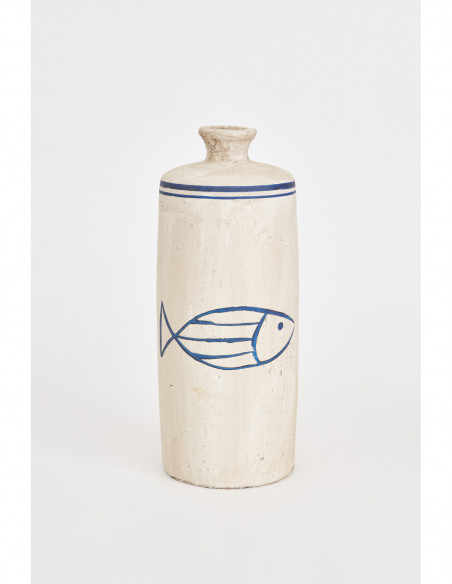 Botella alargada terracota de pez