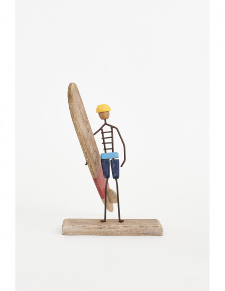Surfero de metal y madera