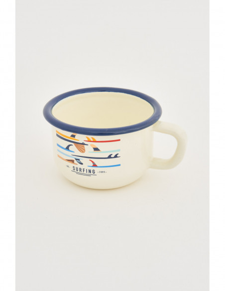 Taza blanca café tablas surf 