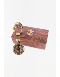 Llavero náutico con brújula de latón