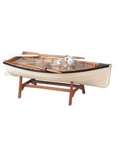 Mesa bote de pesca como mueble náutico auxiliar