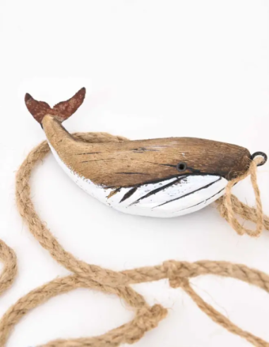  guirnalda ballenas madera 