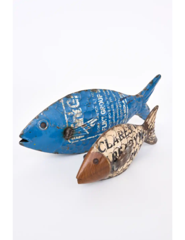  pez azul de metal reciclado 