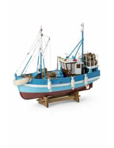 barco pesquero azul