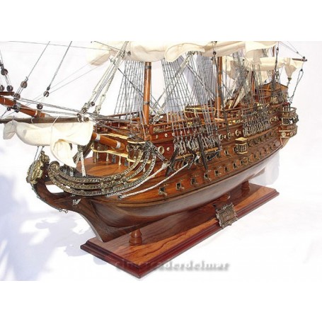 Maqueta naval del galeón español San Felipe