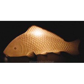 Iluminación náutica de sobremesa en forma de pez carpa