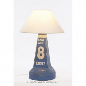 Lámpara náutica en baliza señalización azul en madera