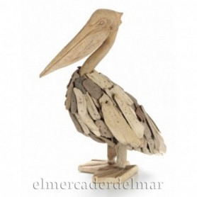 Pelícano marino en madera reflotada