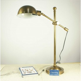 Lámpara articulada de mesa de latón envejecido en El Mercader del Mar