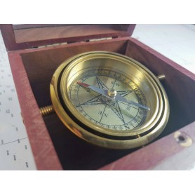 Caja con brújula náutica decorativa en Elmercaderdelmar.com 2
