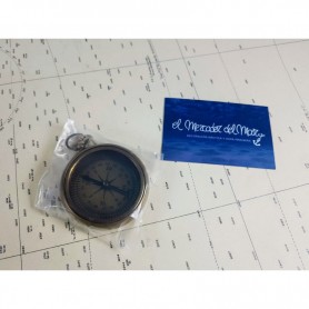 Brújula náutica vintage de bolsillo en El mercader del mar 2