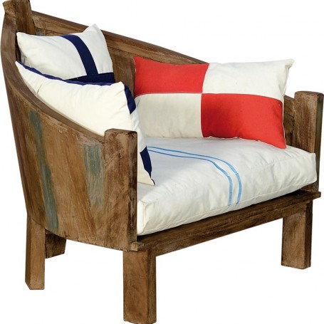 Sillón con cojines banderas