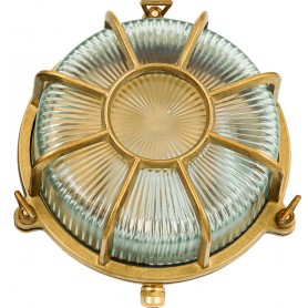 Lámpara marinera en latón para decoración náutica