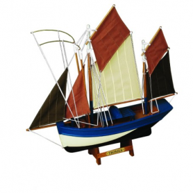 MAQUETA NAVAL DE BARCA ATUNERA