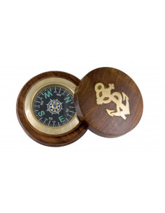 Brújula  en madera redonda con tapa
