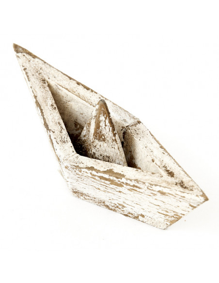 Barquito de papel en madera para sobremesa