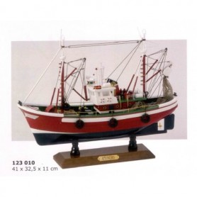 Maqueta naval de atunero en artesanía